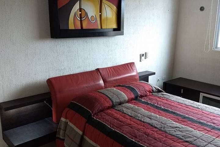 Room 4 of 24