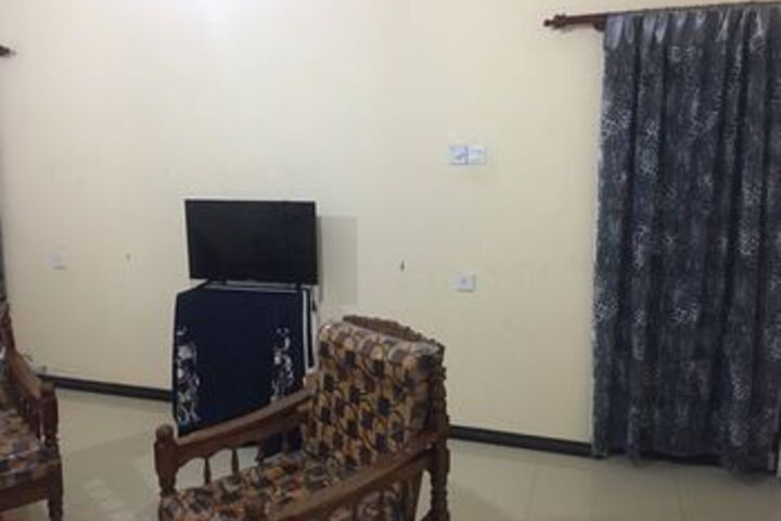 Room 50 of 87