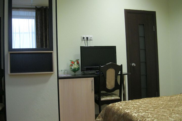 Room 16 of 65