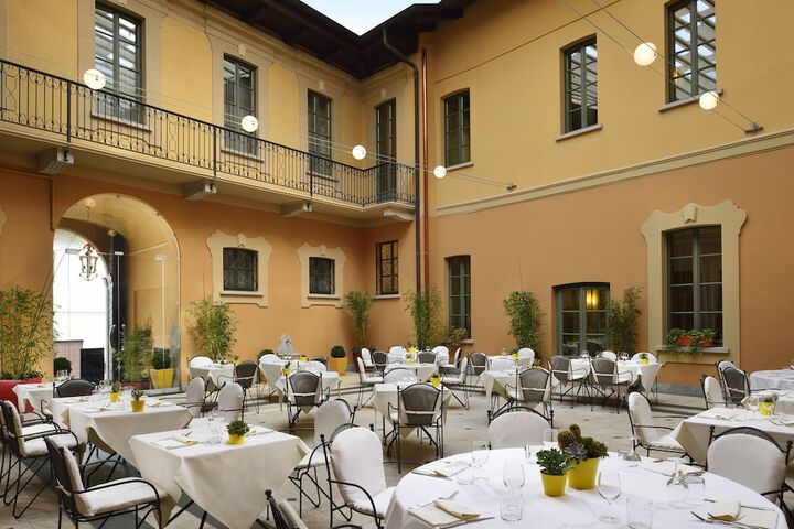 Dining Photos