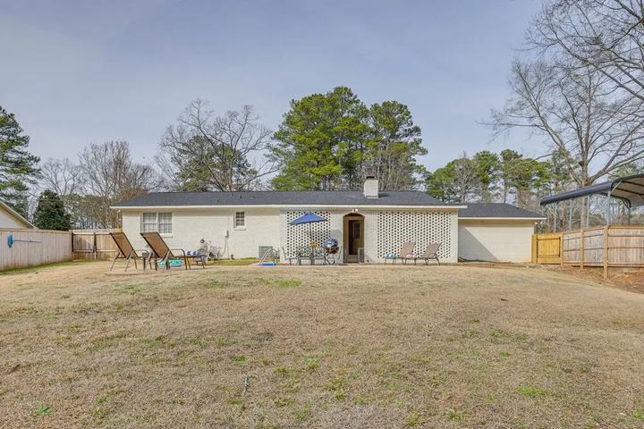 Image of Stylish Home w / Pool 5 Mi to Bryant-denny Stadium