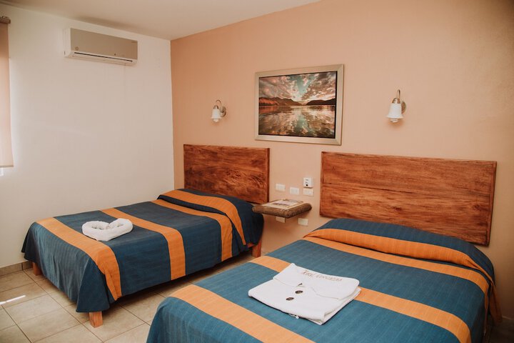 Room 33 of 142