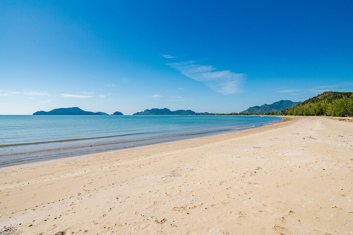 Beach 138 of 164