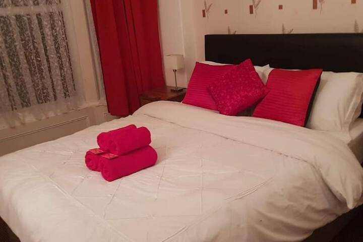 Room 10 of 26
