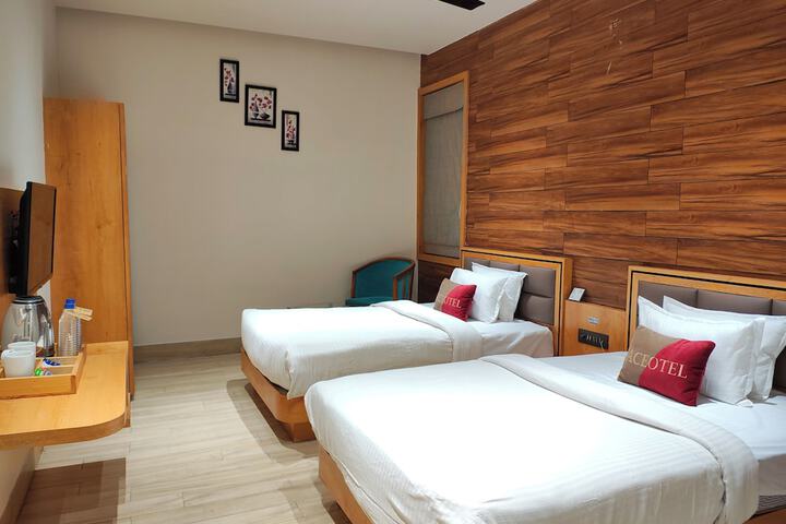 Room 20 of 49
