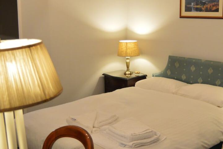 Room 17 of 53