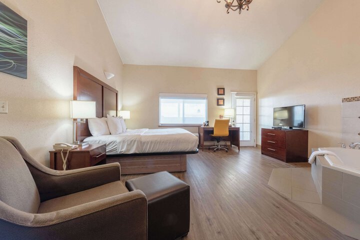Room 85 of 132