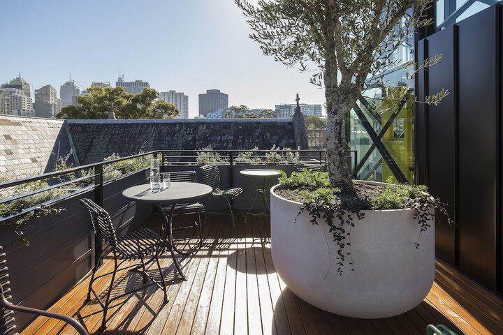 Sundeck 58 of 59