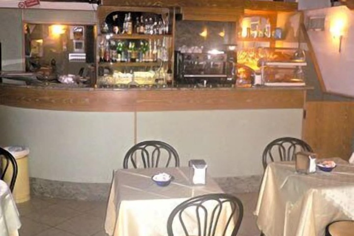 Breakfast/Coffee Service 9 of 14