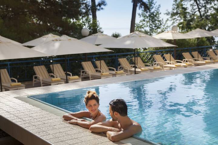 Pool 34 of 74