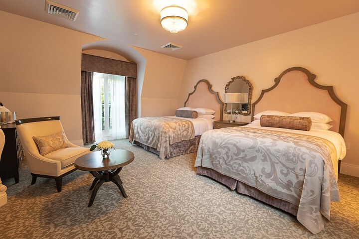 Room 4 of 69