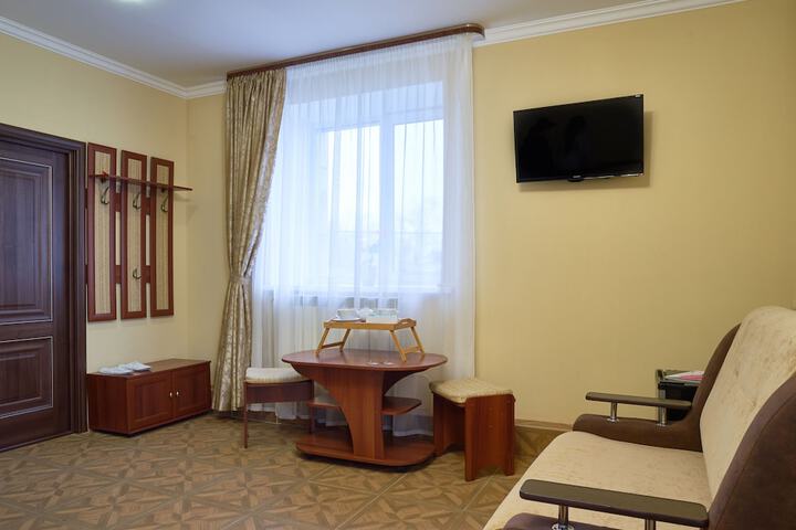 Room 16 of 17