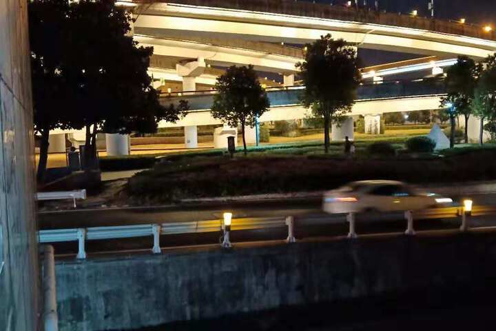 Zhongyi Express Hotel