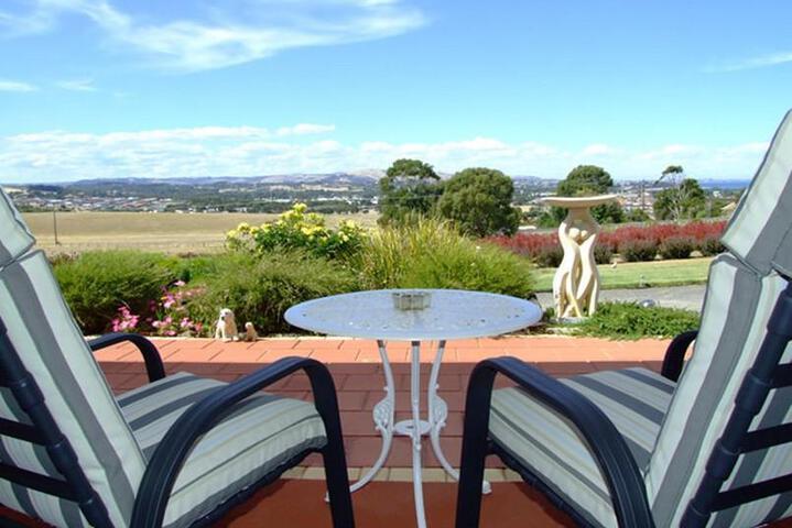 Terrace/Patio 2 of 6