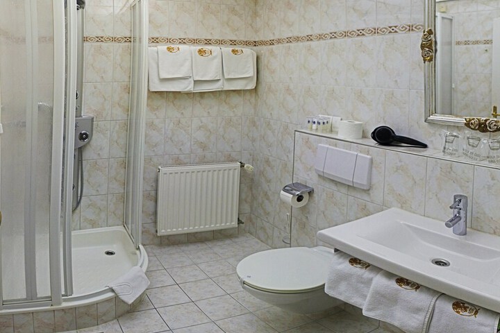 Room 26 of 71