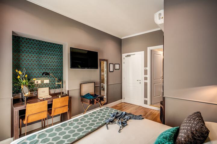 Room 34 of 115