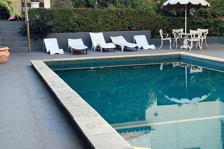 Pool 9 of 16