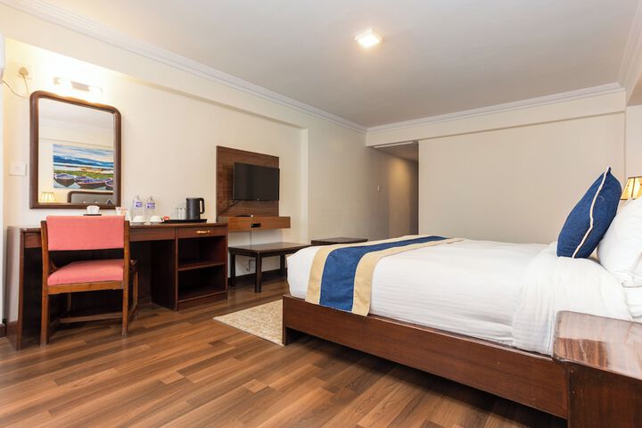 Room 43 of 91