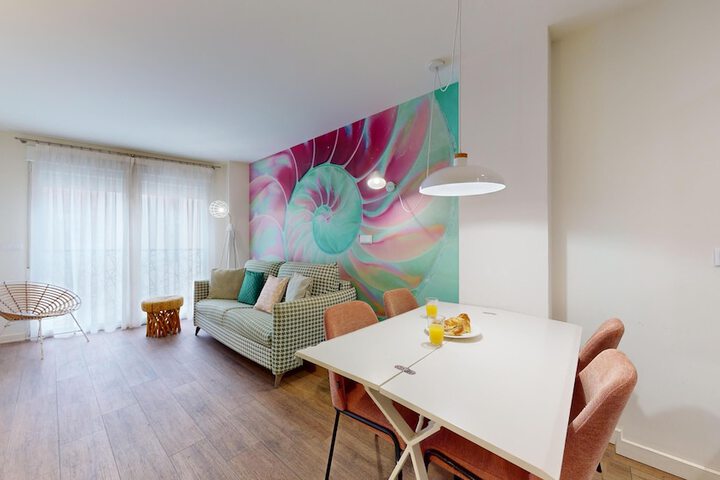 Room 49 of 83