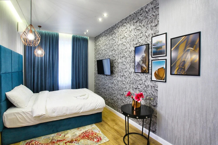 Room 4 of 14