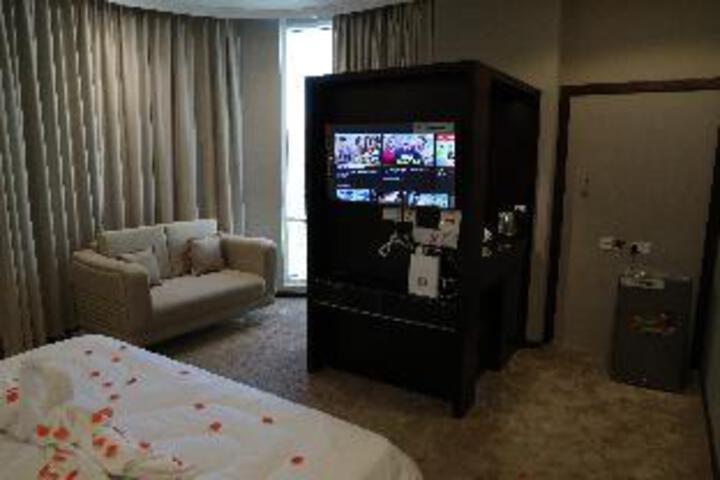Room 31 of 36