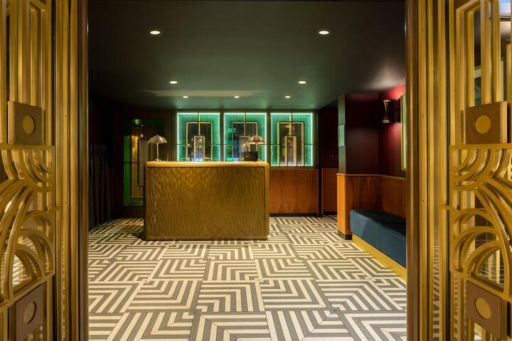 Hotel Interior 4 of 61