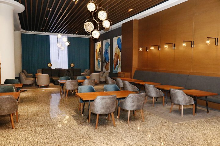 Dining Photos