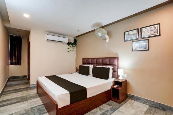 Hotel O Awadh Court