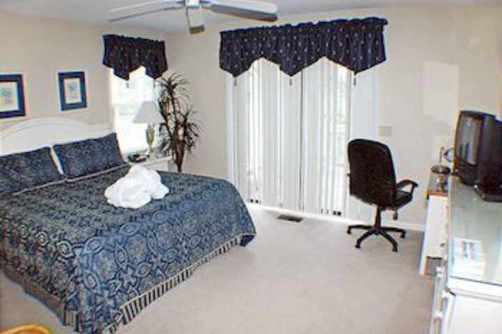 Room 43 of 97