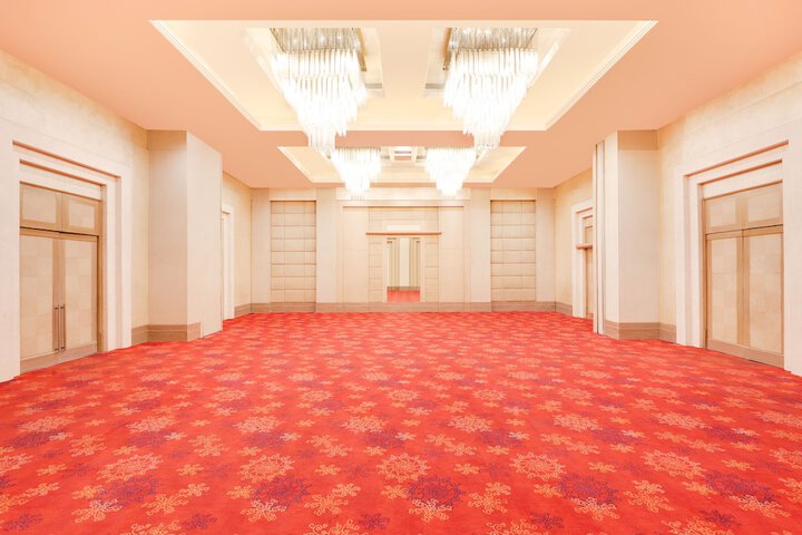 Ballroom/Hall 54 of 63