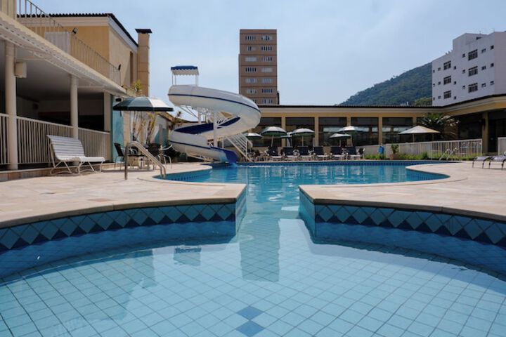 Pool 80 of 175