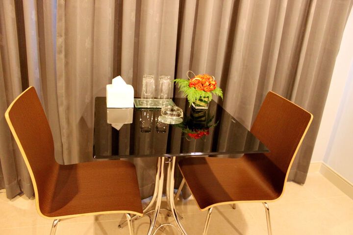 Room 35 of 63