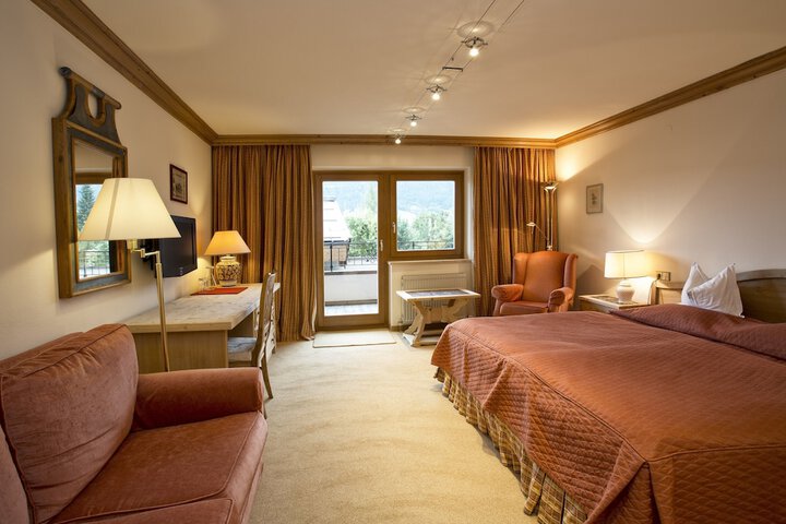 Room 13 of 72