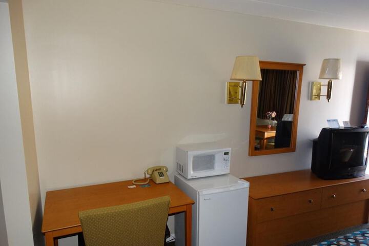 Room 13 of 24