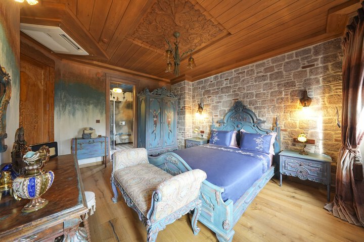 Room 36 of 171