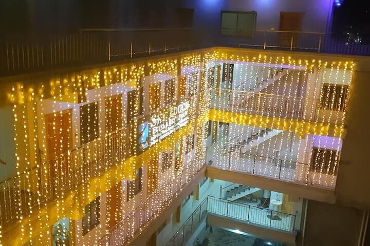 Hotel Sky Touch