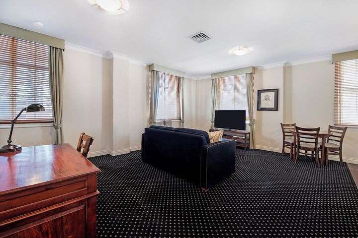 Room 55 of 119