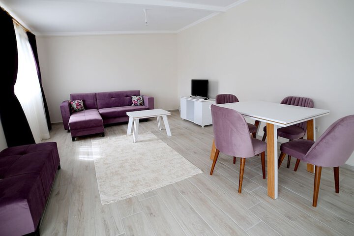 Room 25 of 74