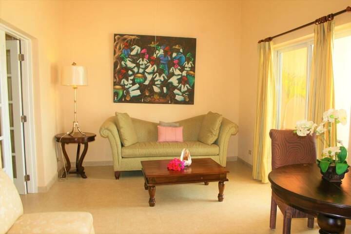 Room 28 of 108