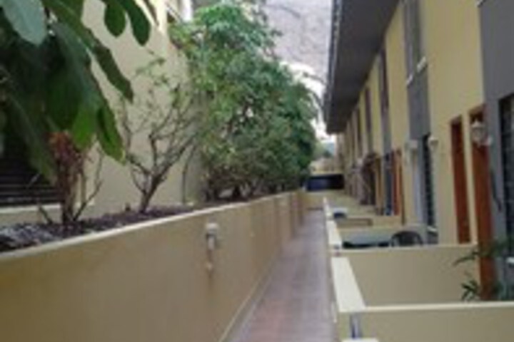 Ballroom/Hall 7 of 32