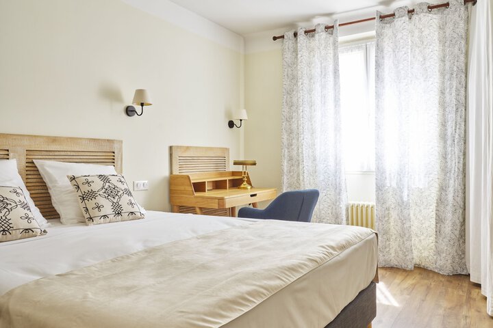 Room 14 of 50