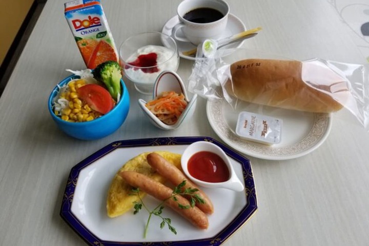 Breakfast/Coffee Service 30 of 35