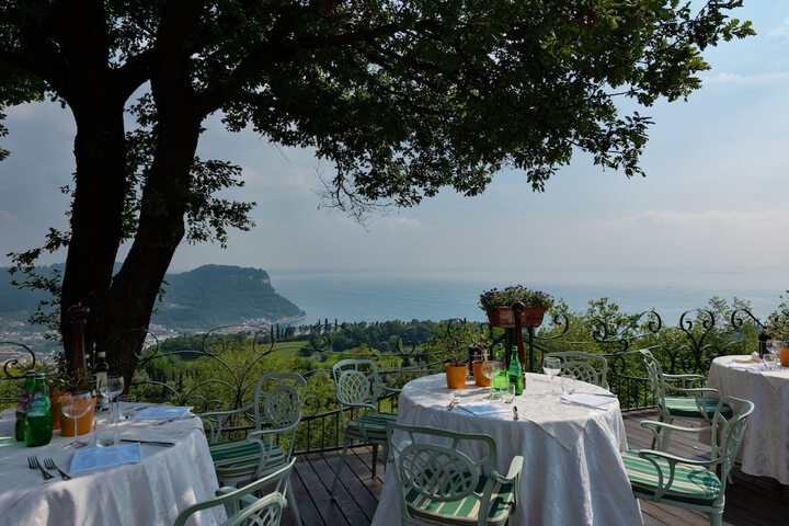 Terrace/Patio 106 of 121