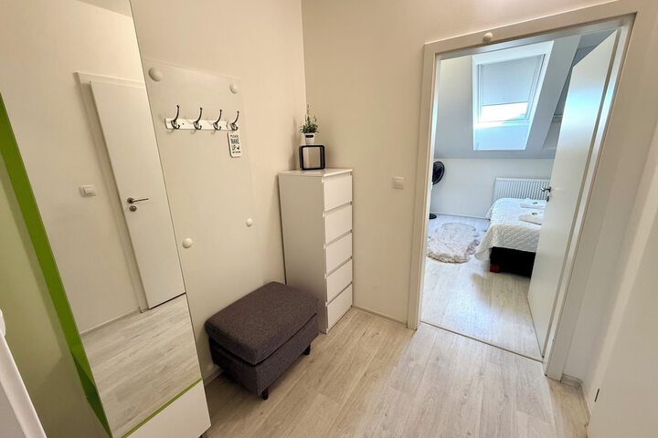Room 19 of 48
