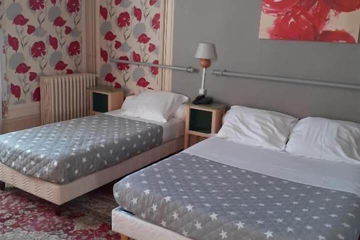 Room 4 of 47