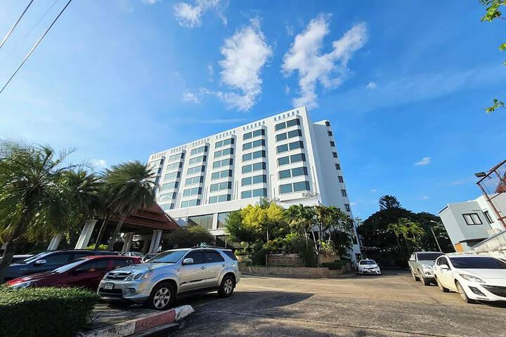 Hotel 78 of 79
