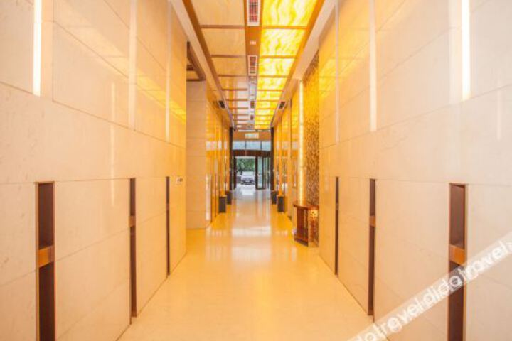 Hotel Interior 17 of 20