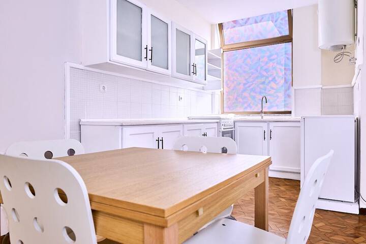 Room 15 of 30