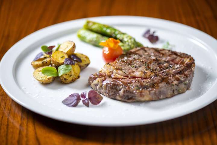 Dining 94 of 167