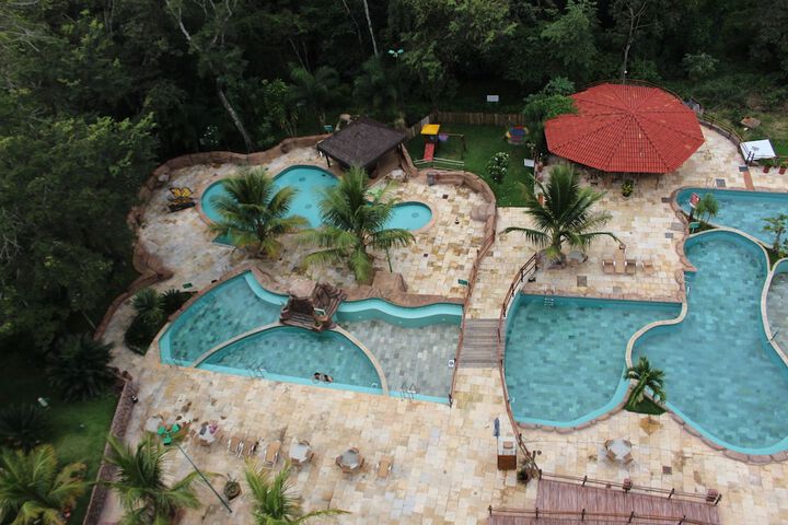Pool 33 of 45